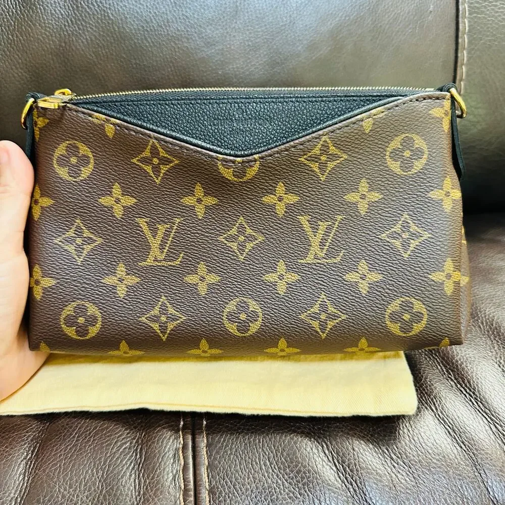Louis Vuitton Pochette Pallas Monogram Noir